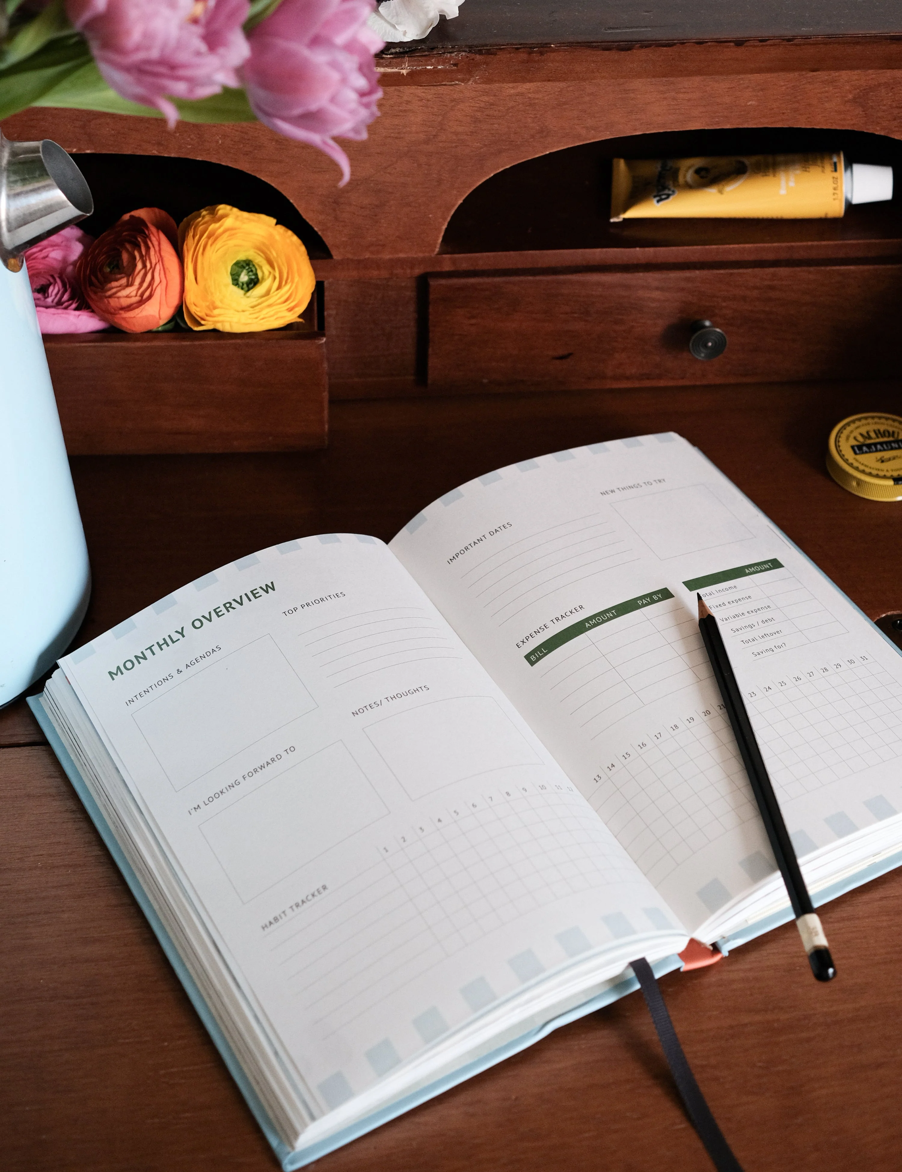 Undated Yearly Planner | Tropic - Image 8